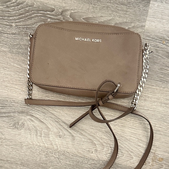 Michael Kors Dark Brown Crossbody Bag with Chain Strap - Picture 2 of 4